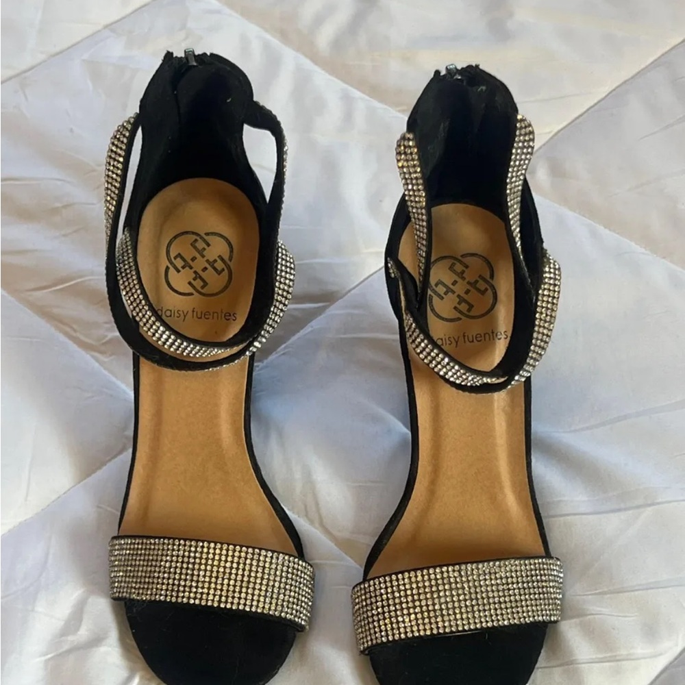 Daisy Fuentes Sparkling Black Heels